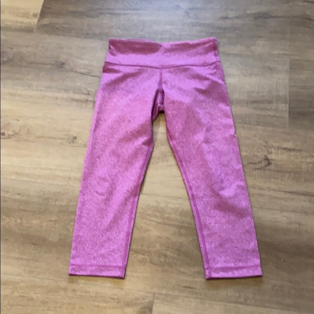 Lululemon pink Capri leggings